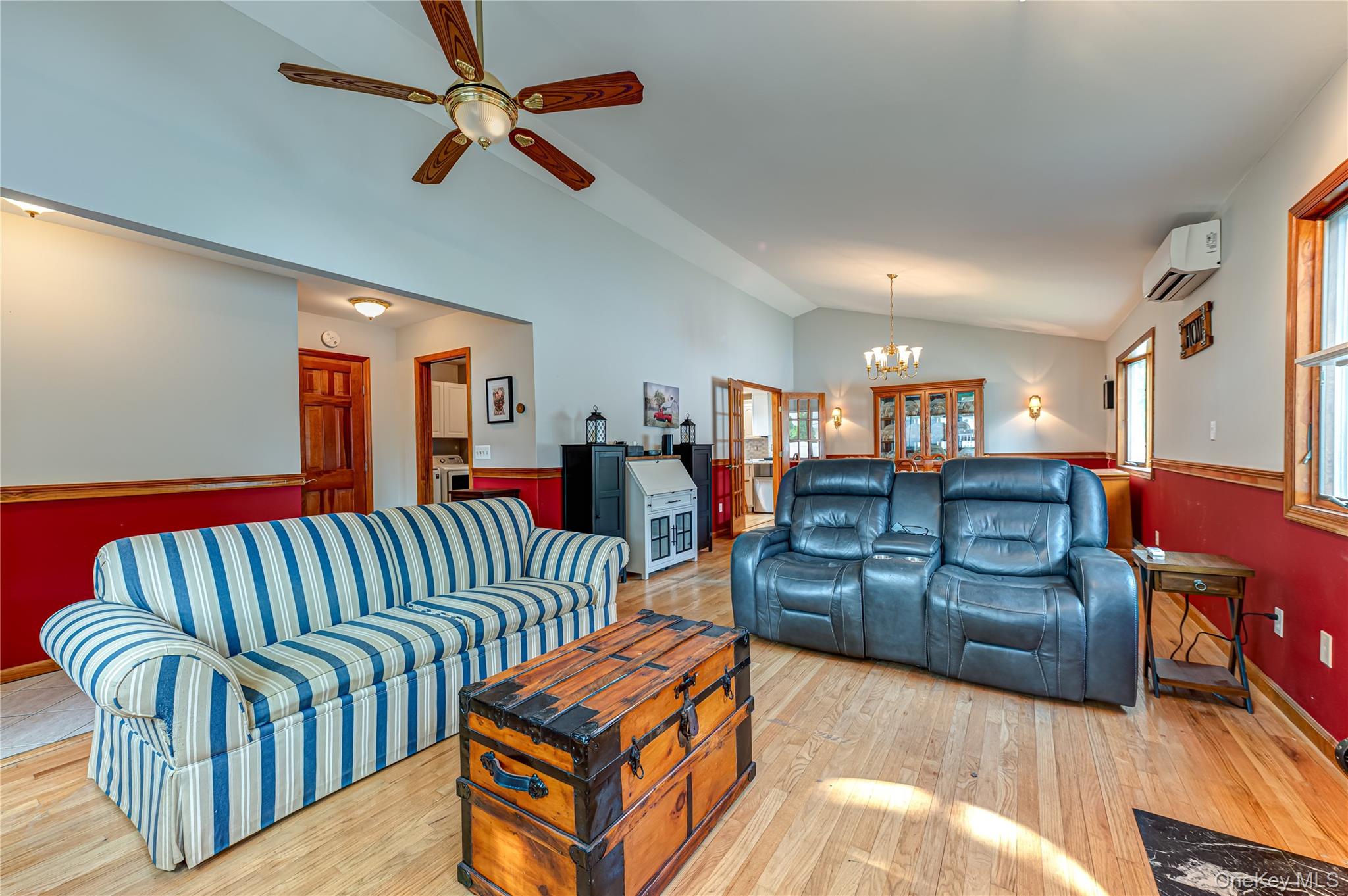 63 Joan Avenue Property Photo 25