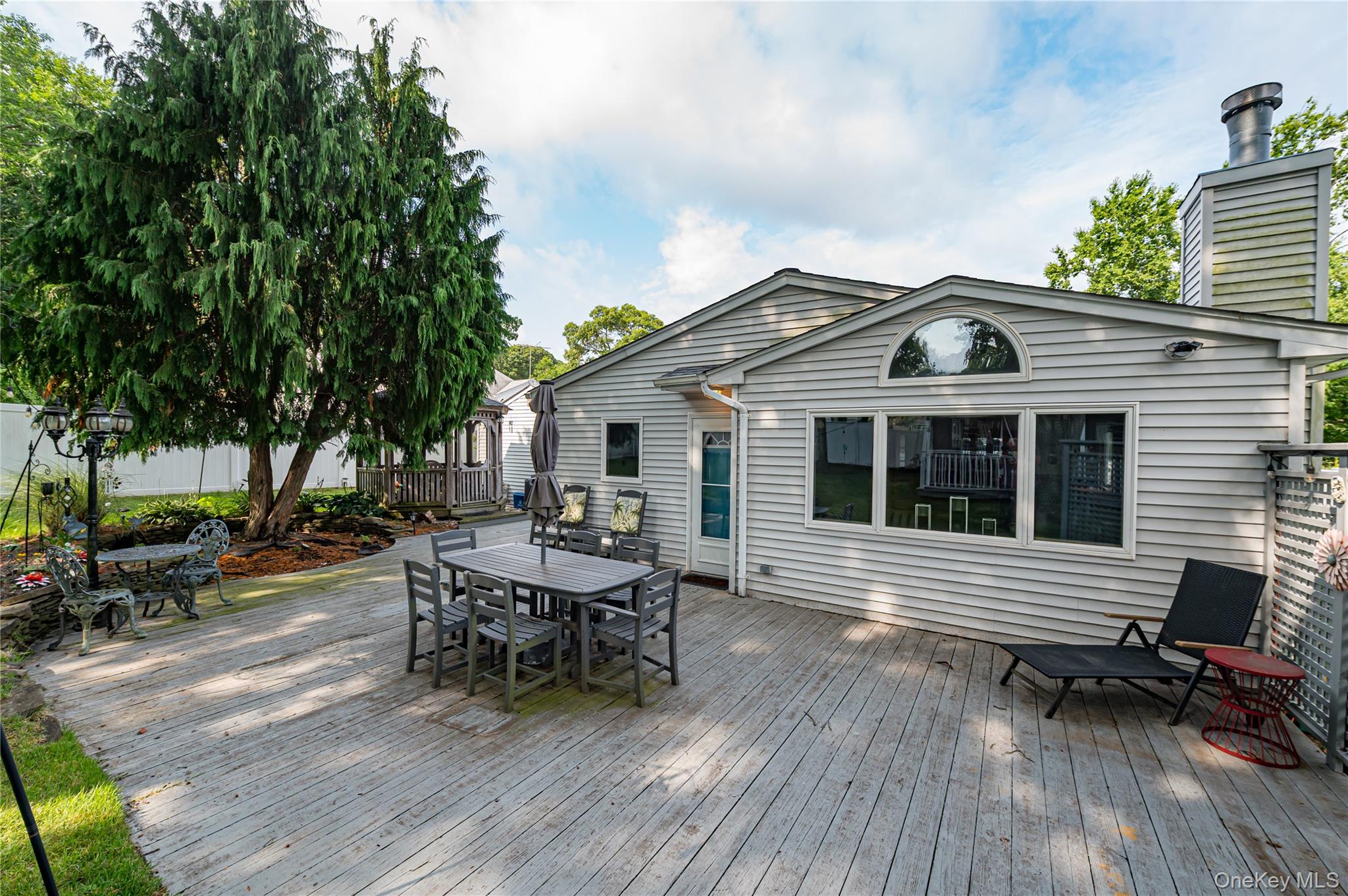 63 Joan Avenue Property Photo 34
