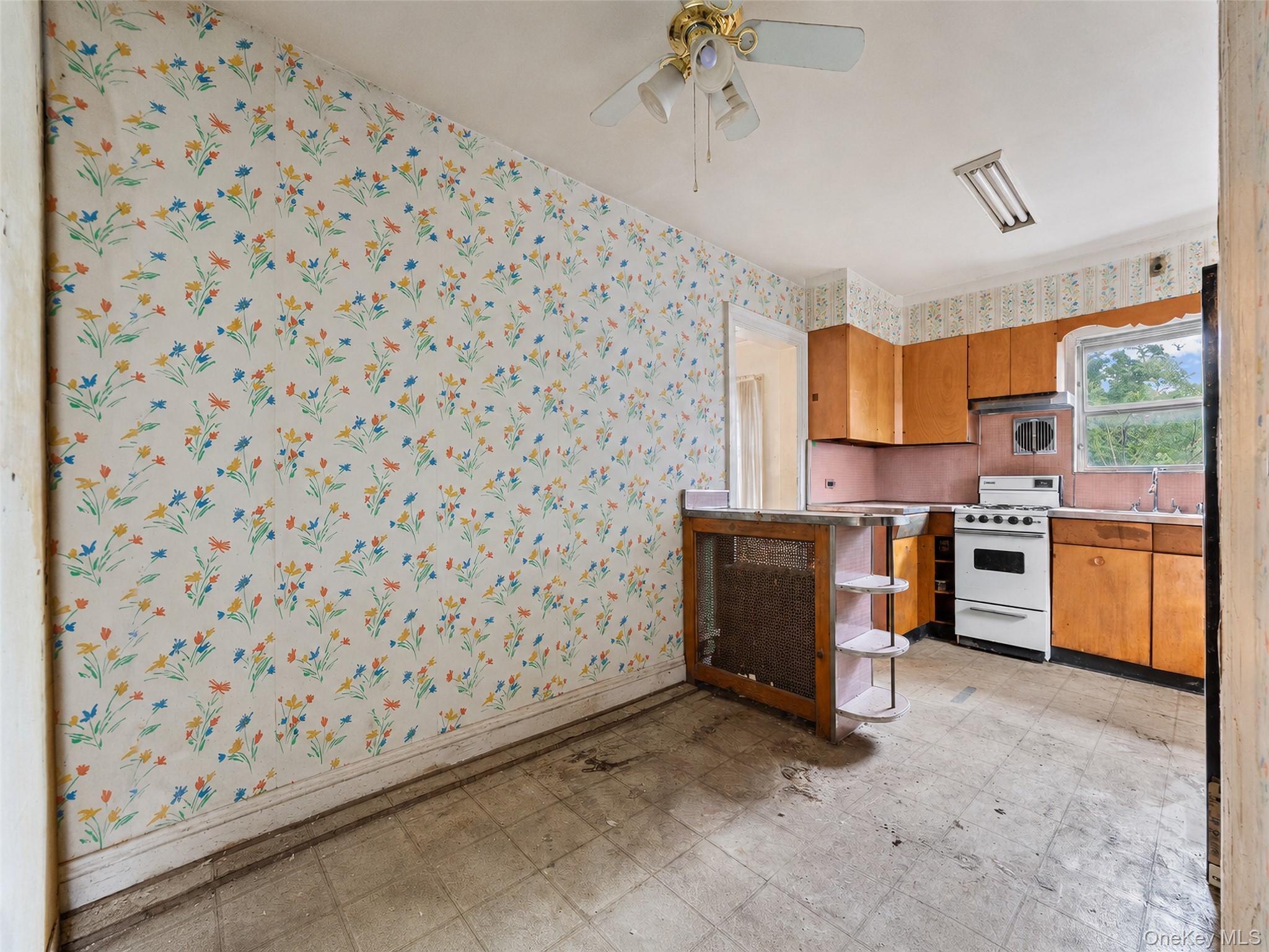 199 Lee Avenue Property Photo 9