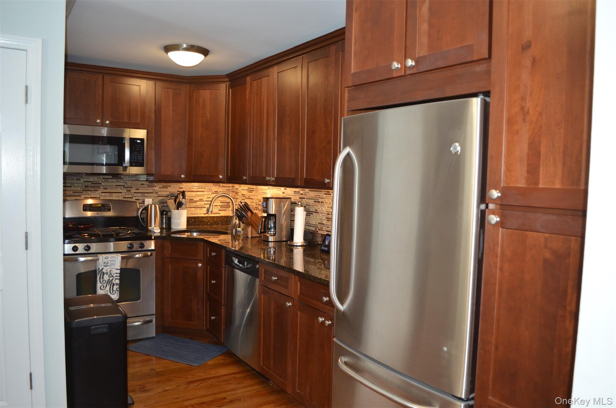 17 Broadway 2f Property Photo 4