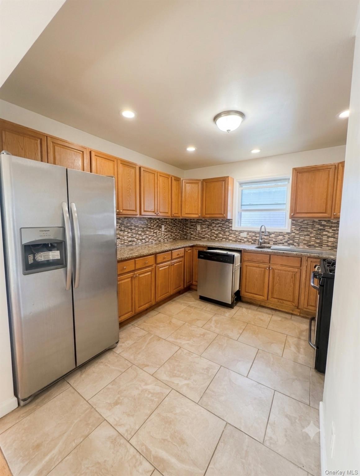 923 Euclid Avenue Property Photo 2