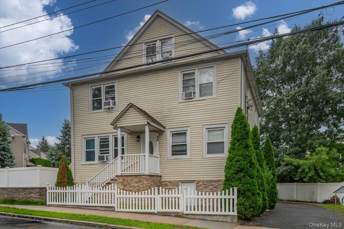 95 Grant Street Property Photo 2