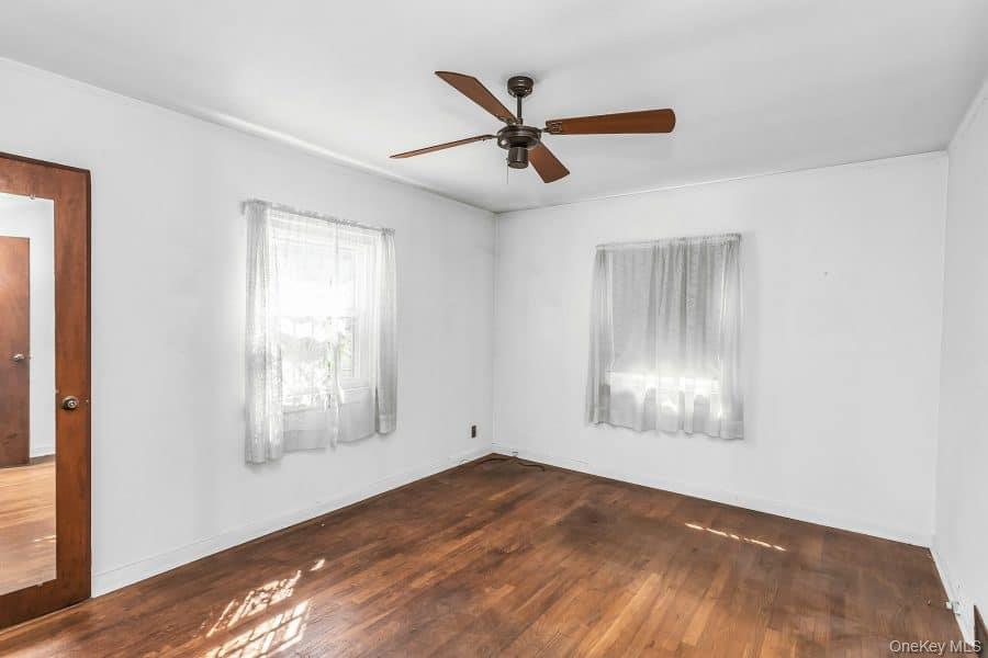 754 Windsor Road Property Photo 9