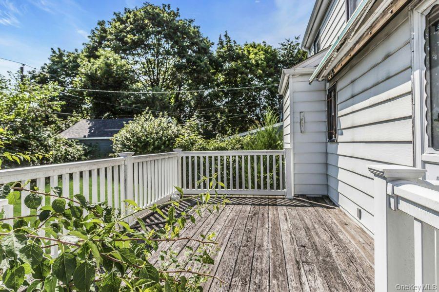 754 Windsor Road Property Photo 18