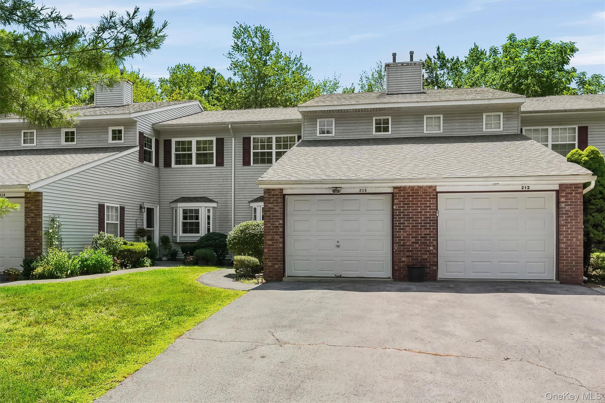 213 Eagleton Drive Property Photo 1