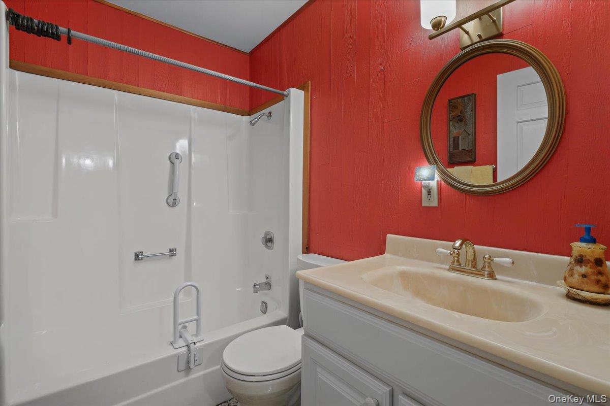 12 Gordon Avenue Property Photo 11