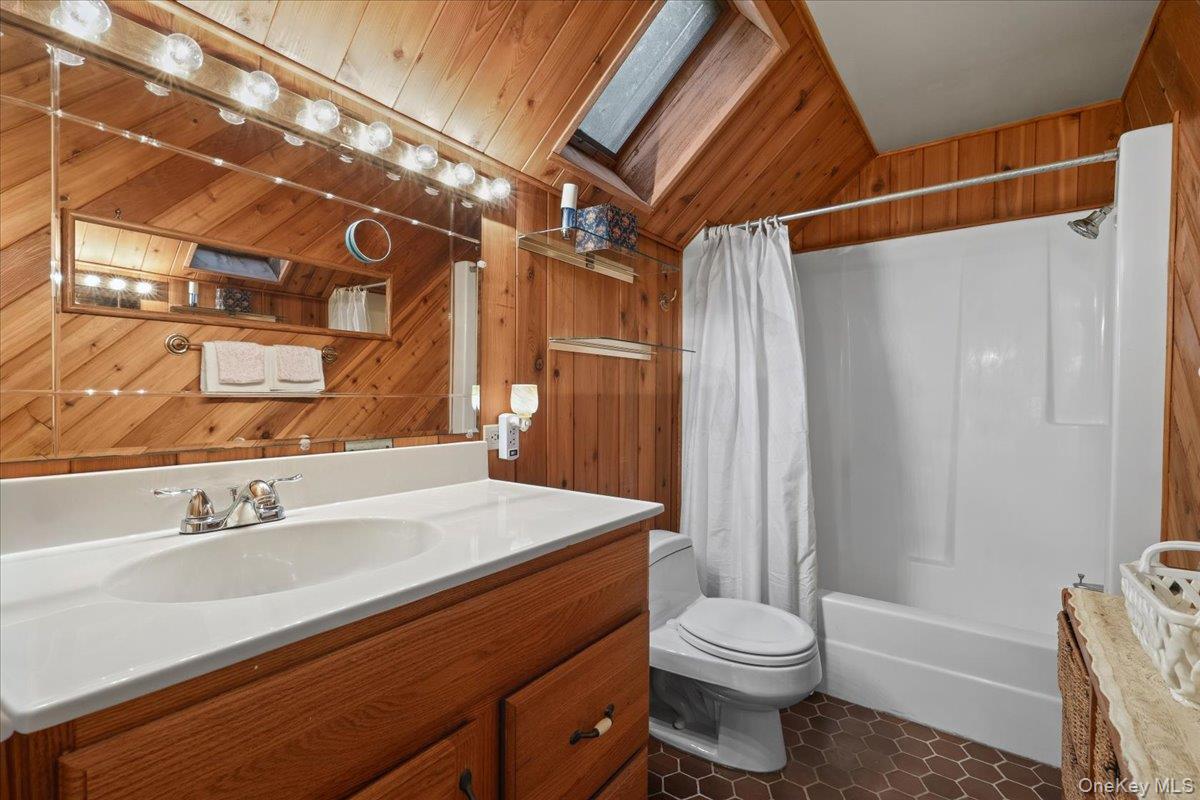 12 Gordon Avenue Property Photo 15