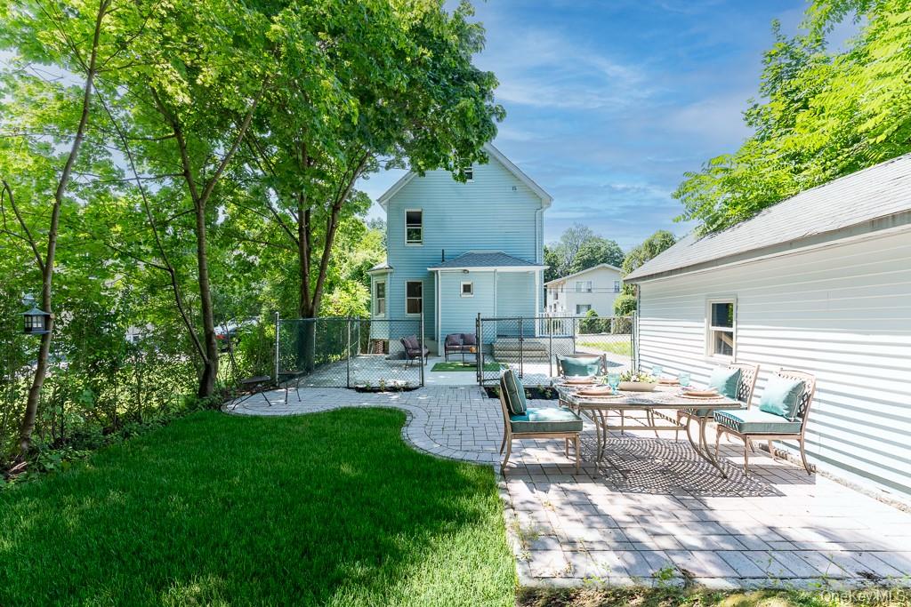 1217 Jackson Street Property Photo 6