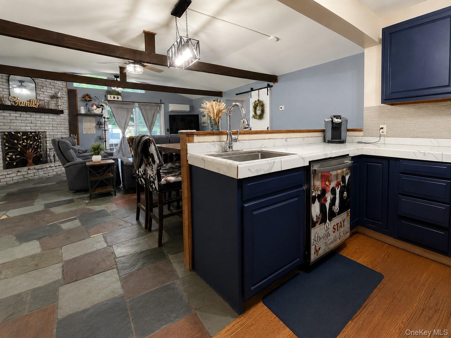 16 Upper Hillman Road Property Photo 7