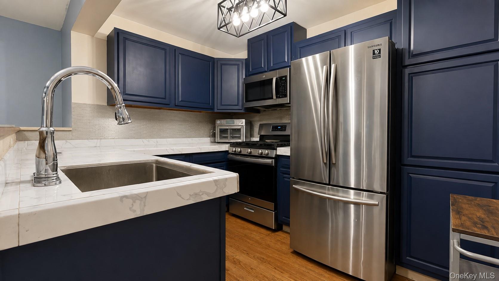 16 Upper Hillman Road Property Photo 8
