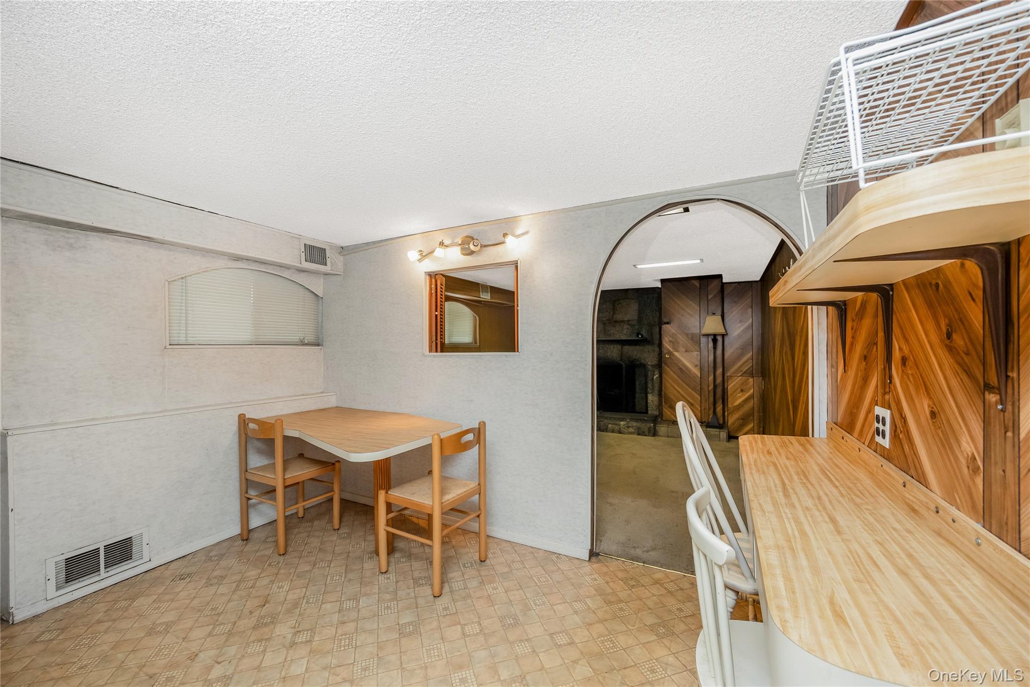 19 Glenda Drive Property Photo 17