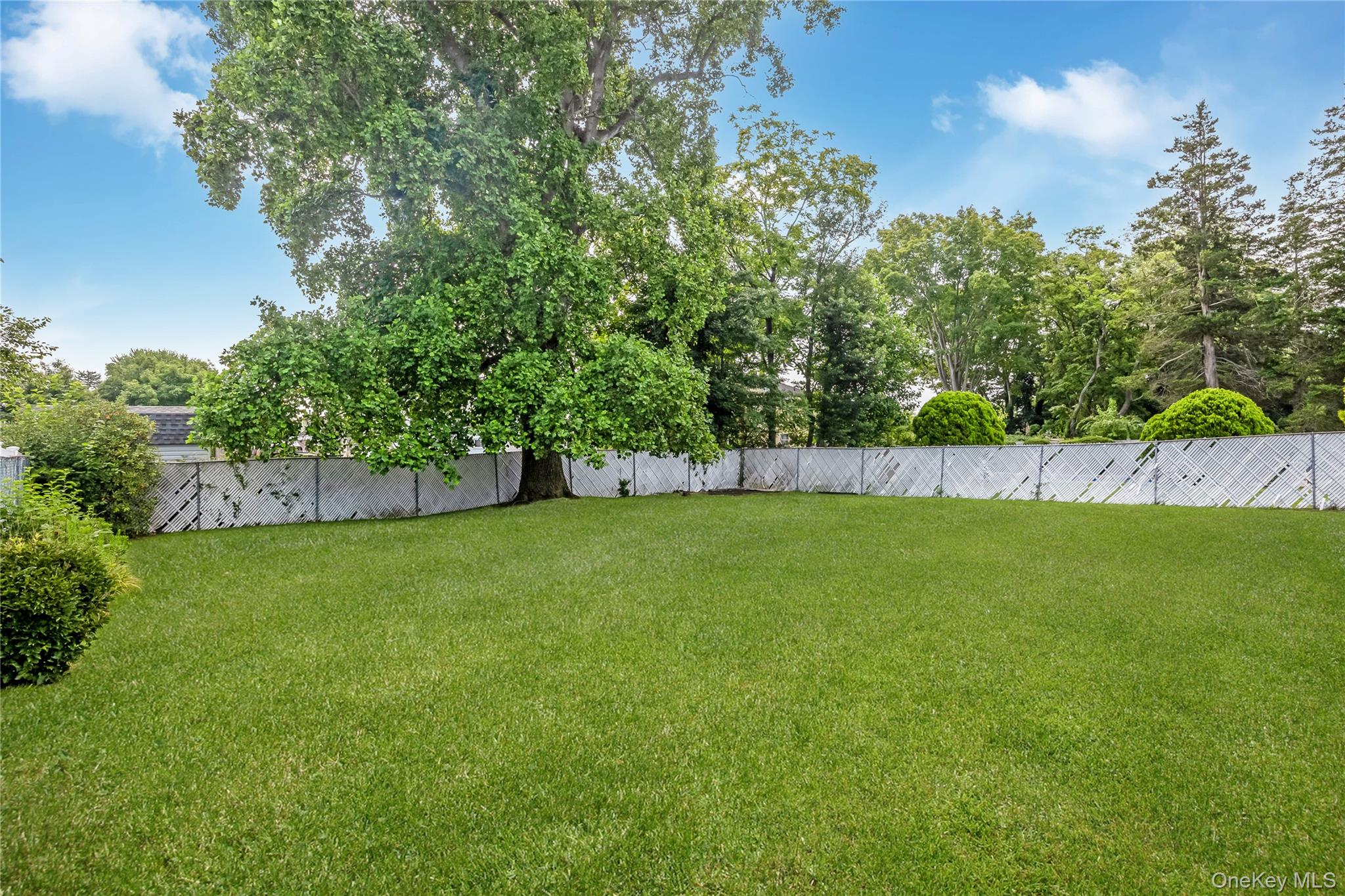19 Glenda Drive Property Photo 20