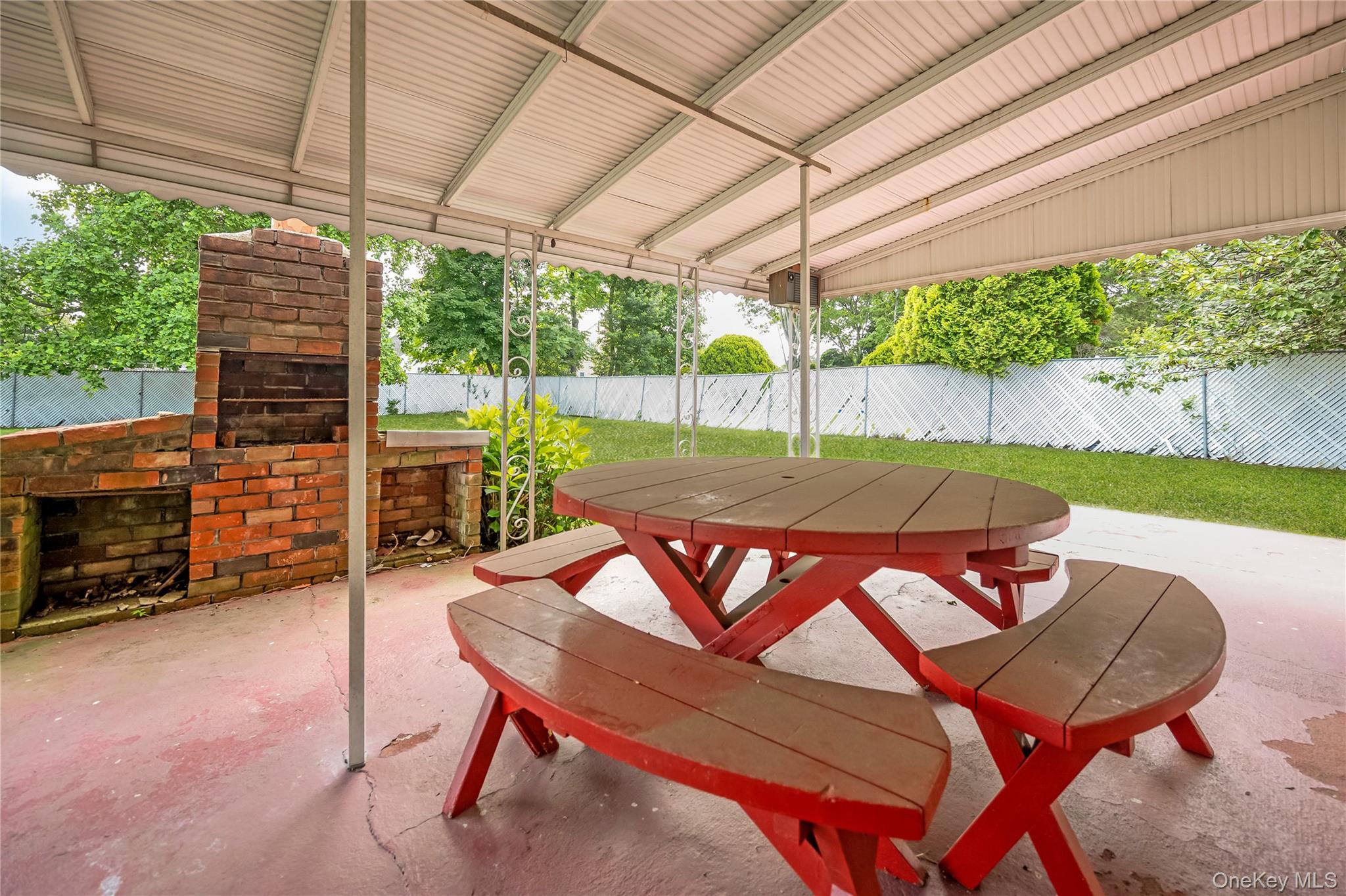 19 Glenda Drive Property Photo 27
