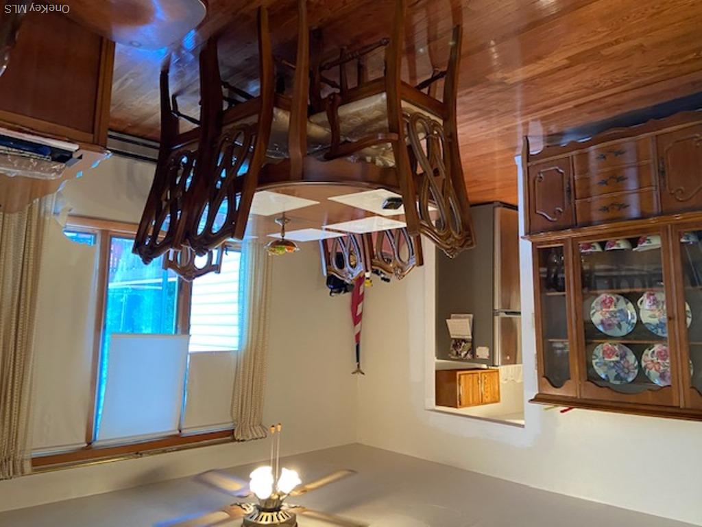 607 Happy Avenue Property Photo 5