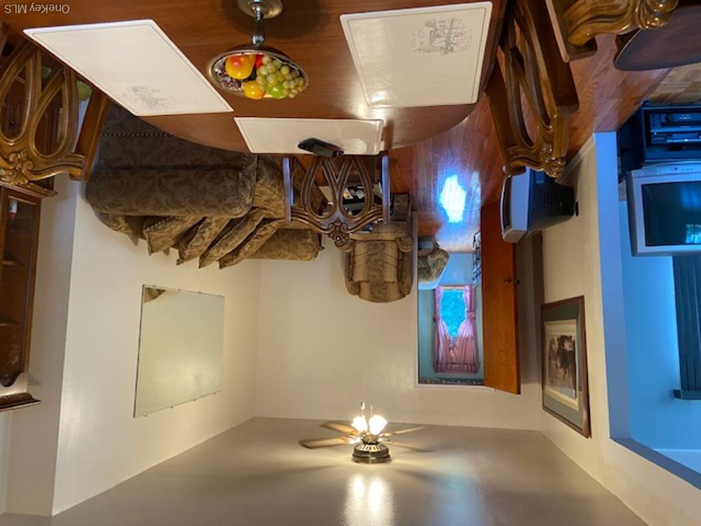 607 Happy Avenue Property Photo 8