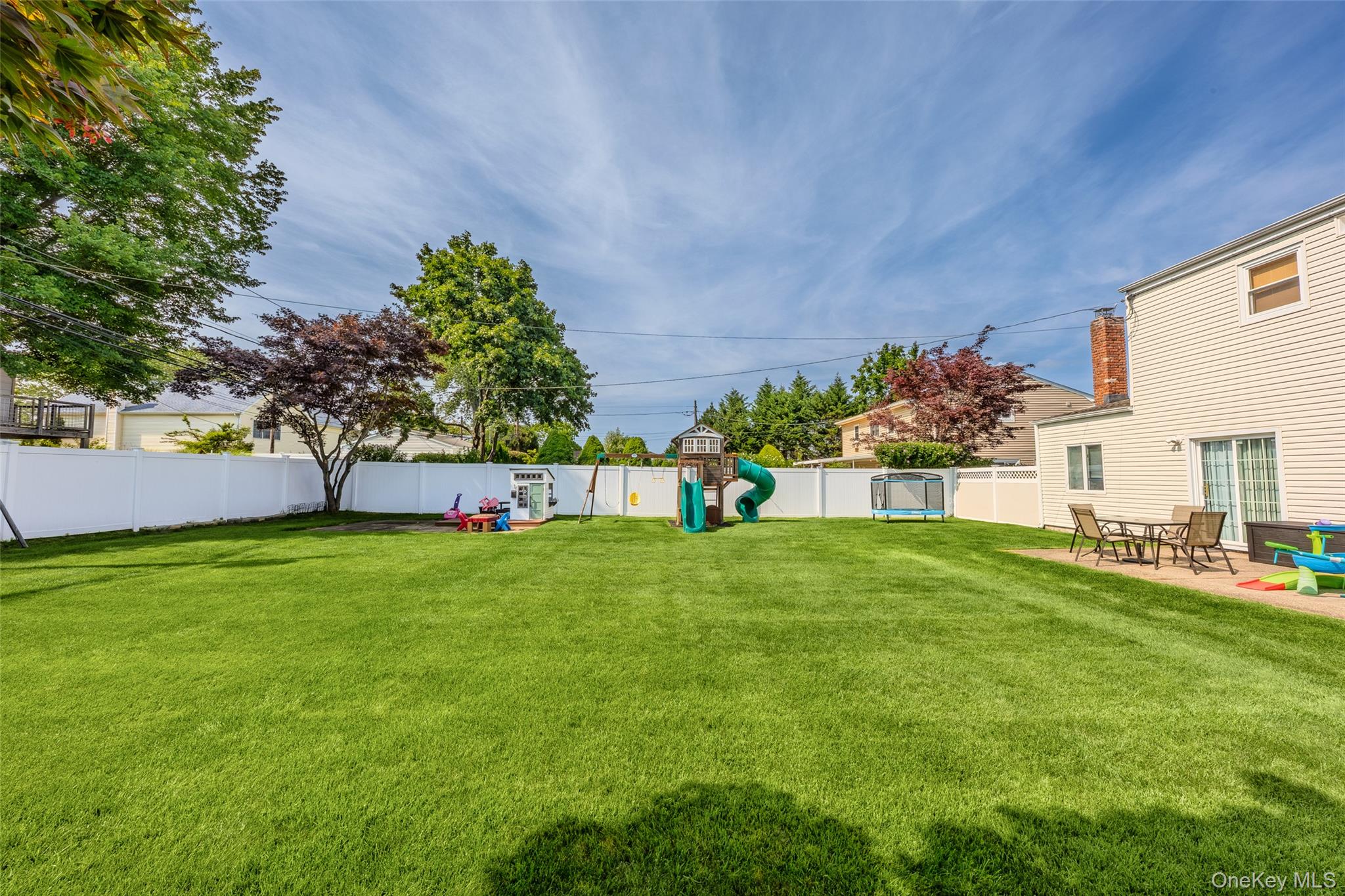 334 Greenbelt Parkway Property Photo 7