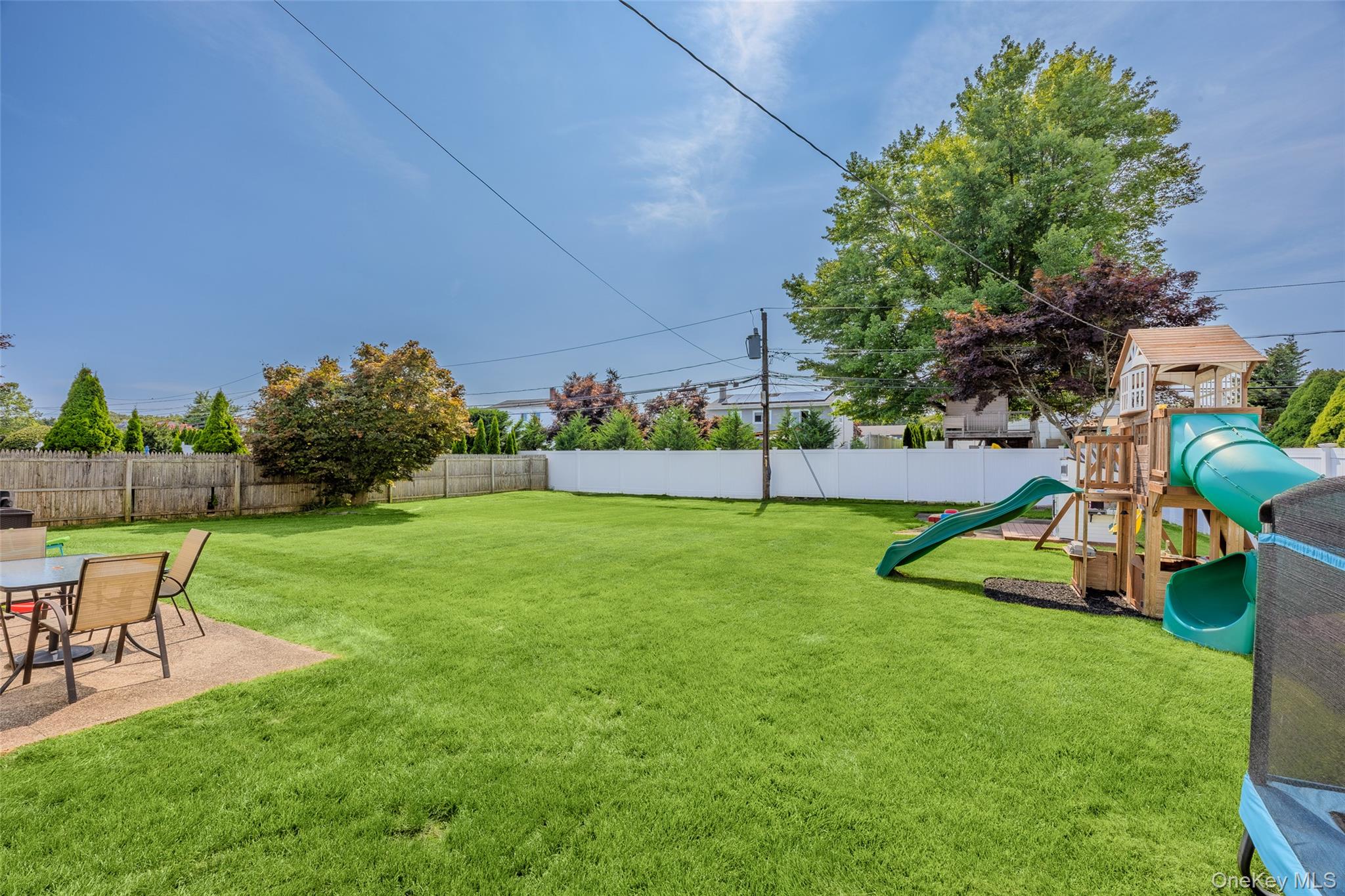 334 Greenbelt Parkway Property Photo 12