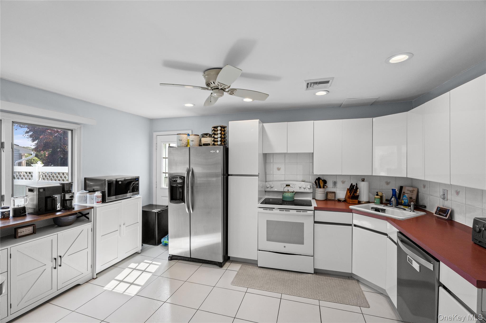 334 Greenbelt Parkway Property Photo 23