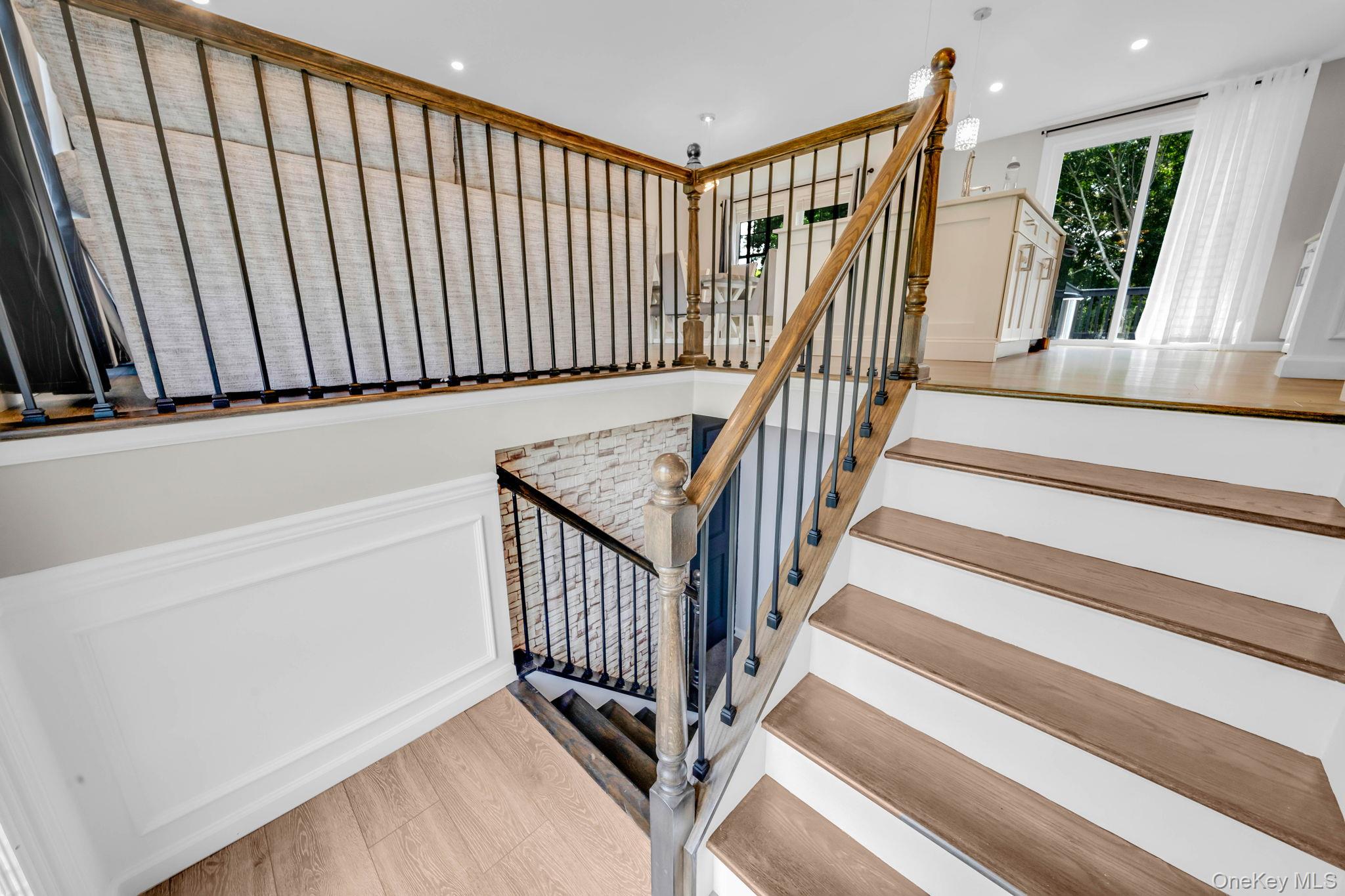 8 Fairway Drive Property Photo 2