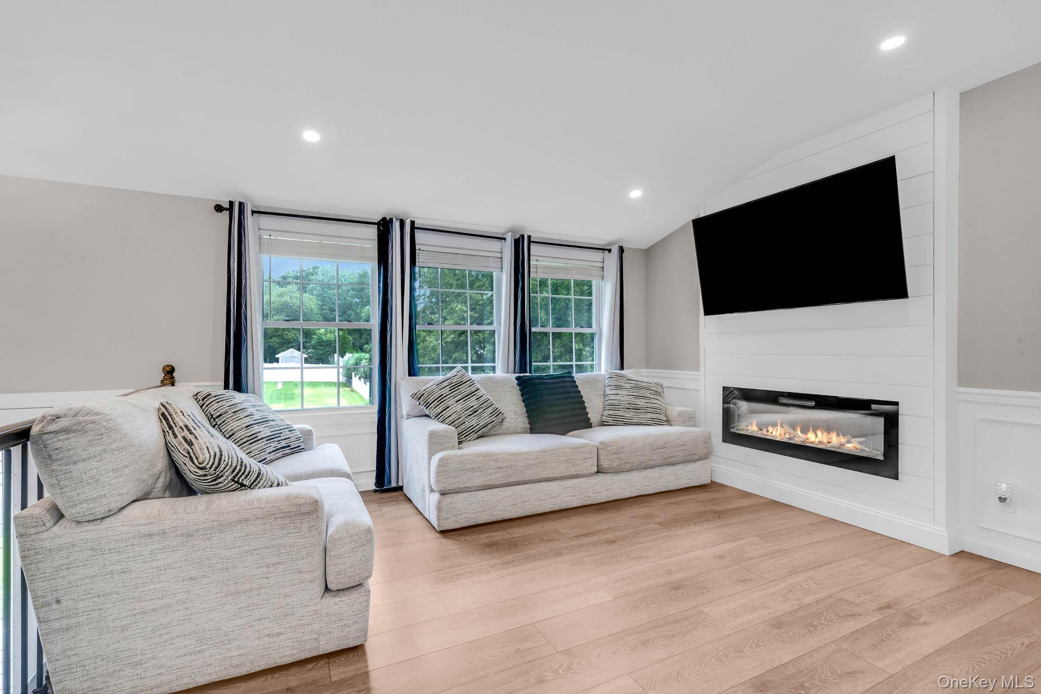 8 Fairway Drive Property Photo 4