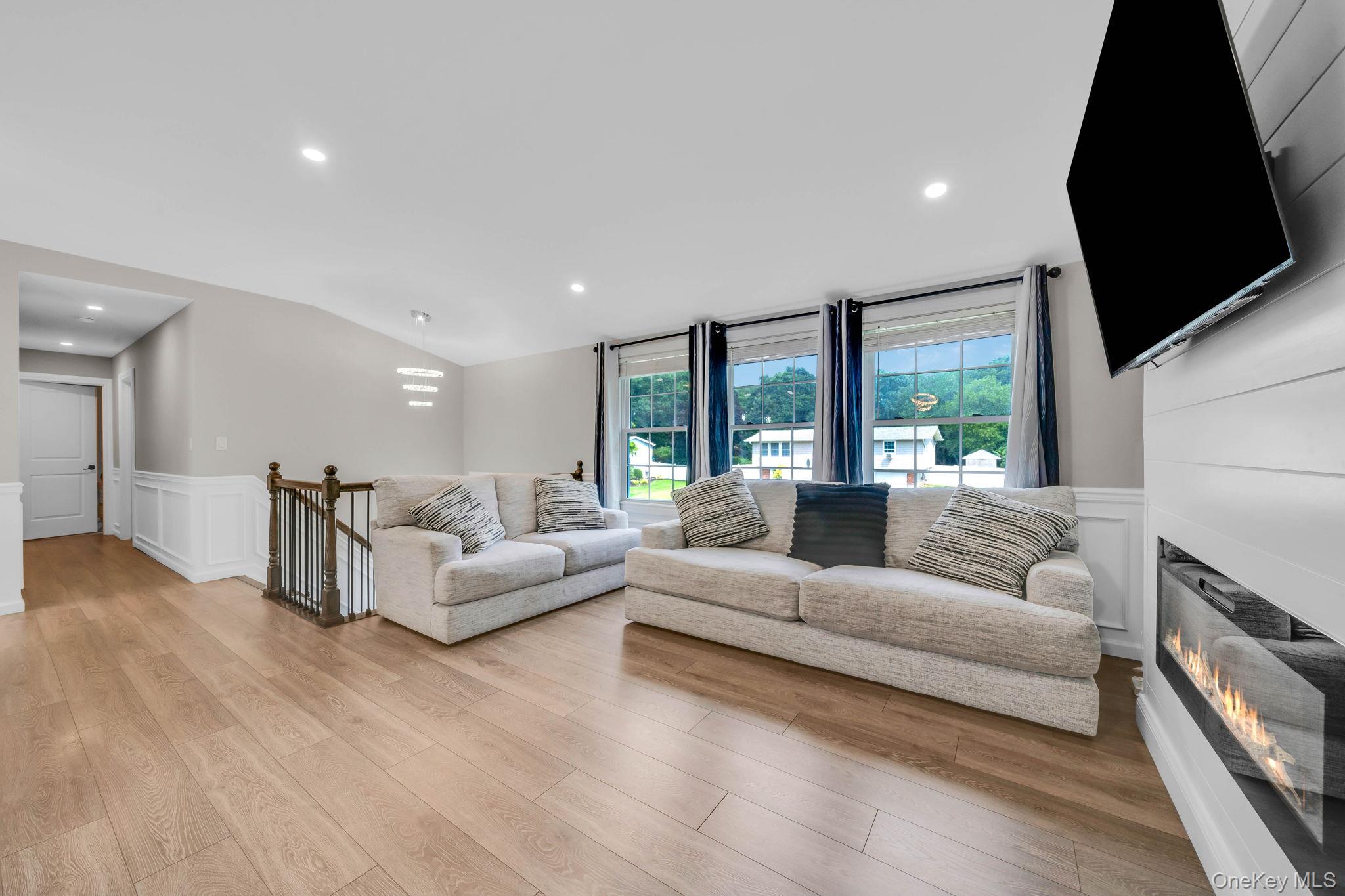 8 Fairway Drive Property Photo 5