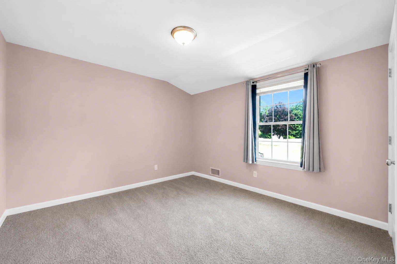 8 Fairway Drive Property Photo 14