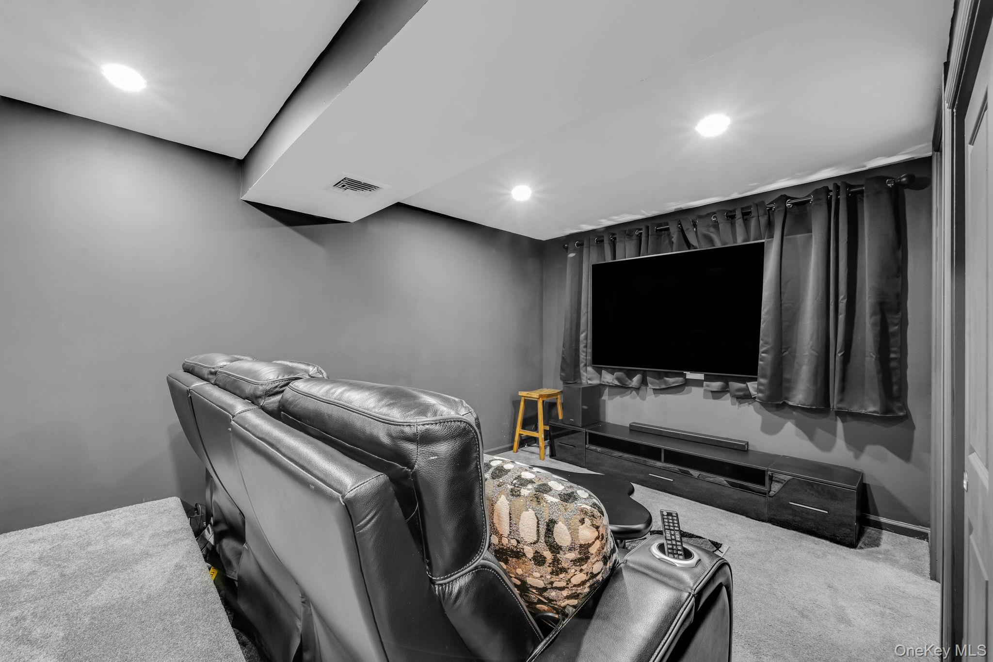 8 Fairway Drive Property Photo 16
