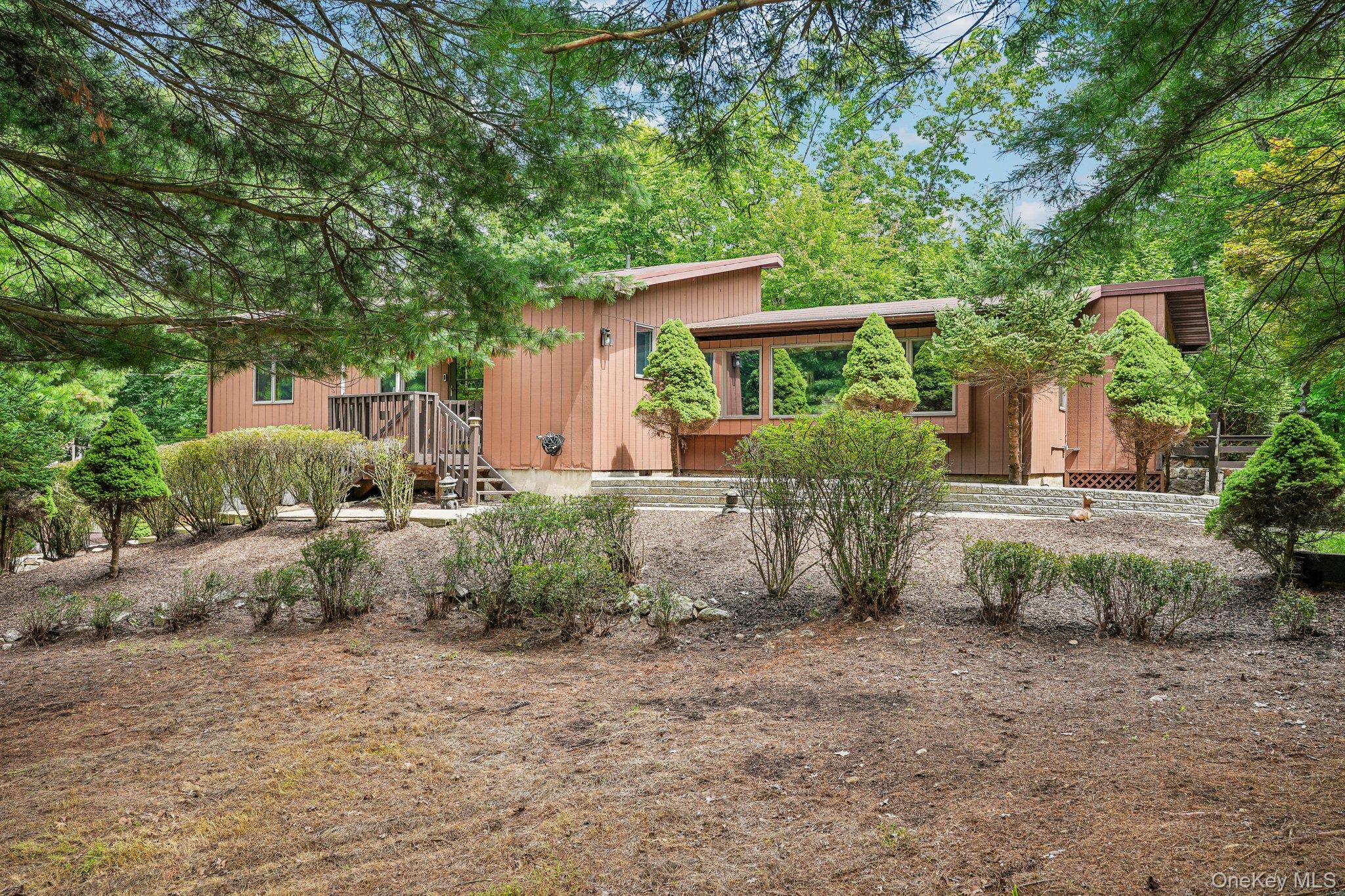 61 Lakeview Drive Property Photo 4