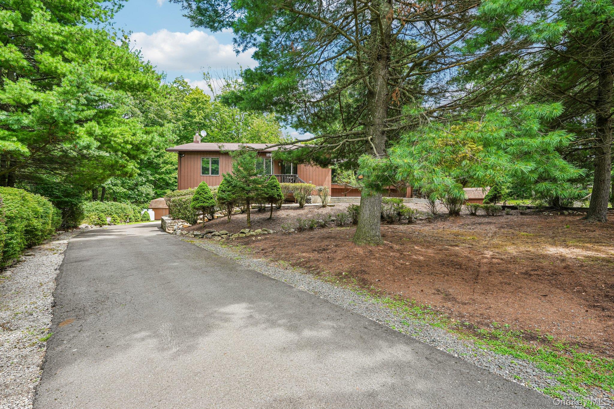 61 Lakeview Drive Property Photo 6