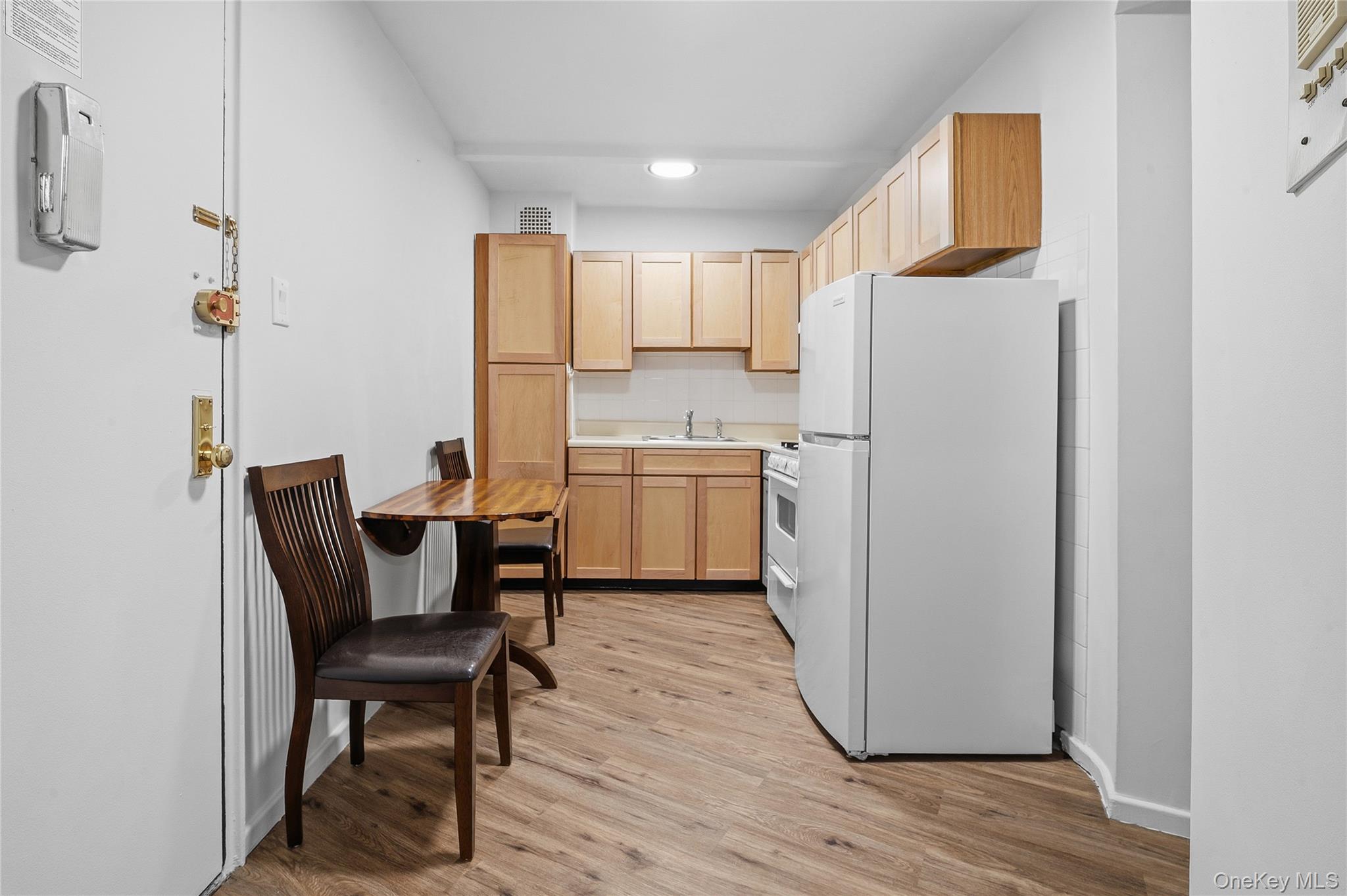 74-45 Yellowstone Boulevard 3d Property Photo 7