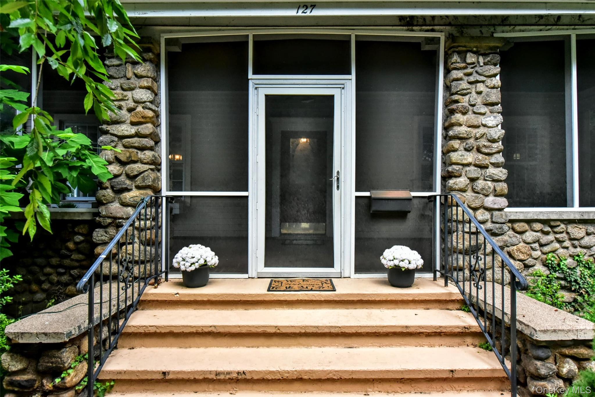 127 Hunt Avenue Property Photo 3