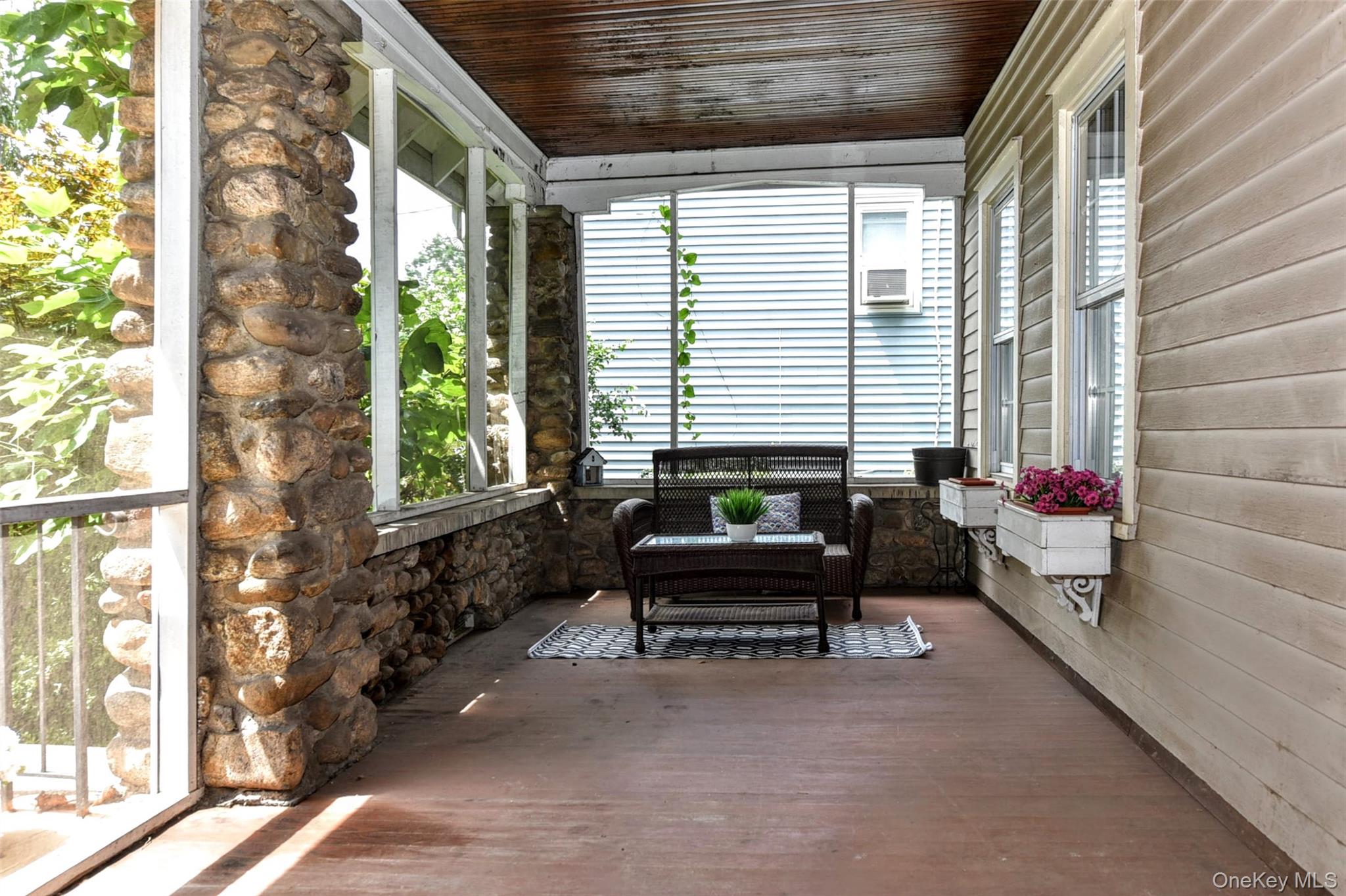 127 Hunt Avenue Property Photo 4