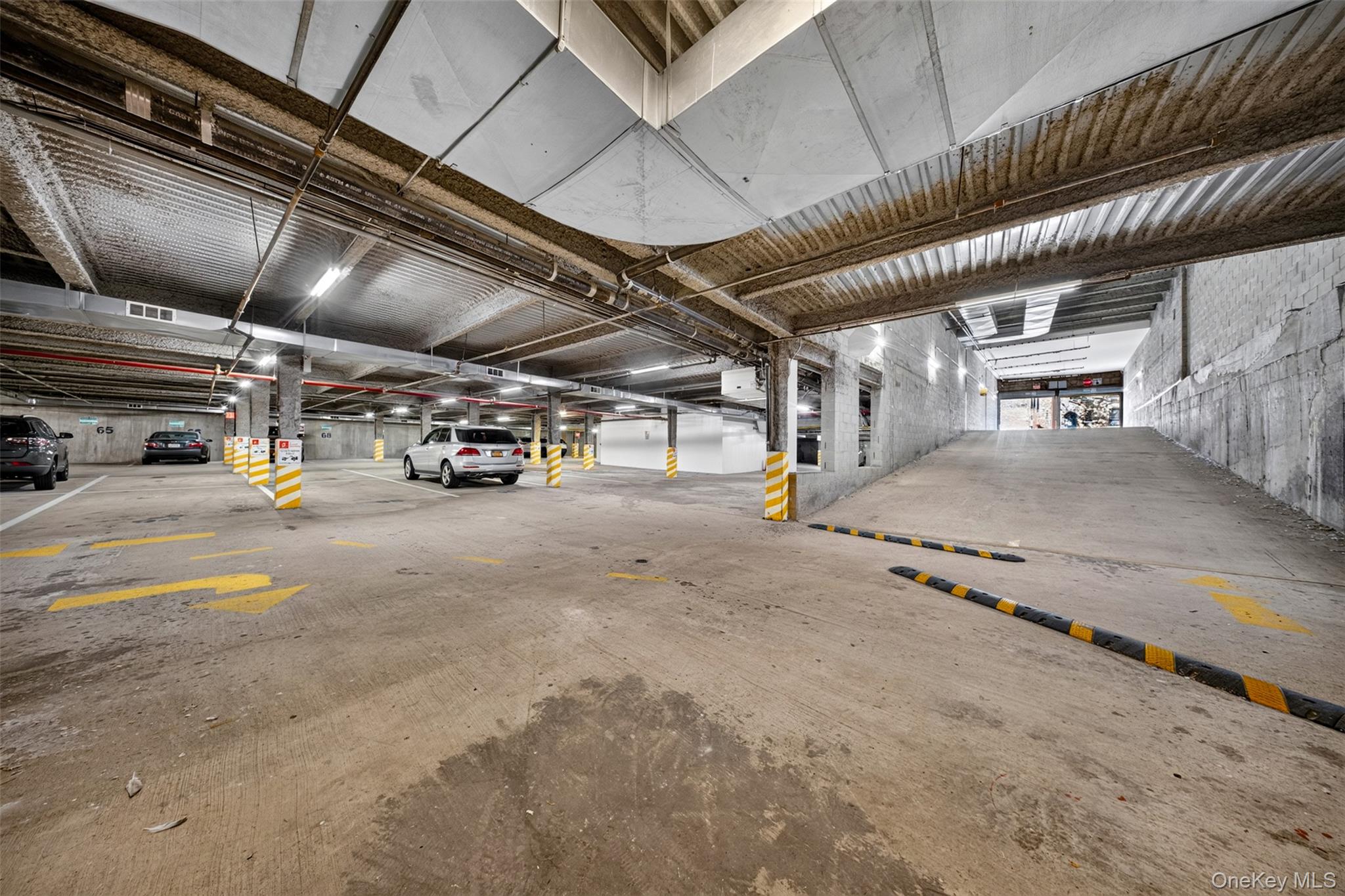 63-14 Queens Boulevard 3m Property Photo 26
