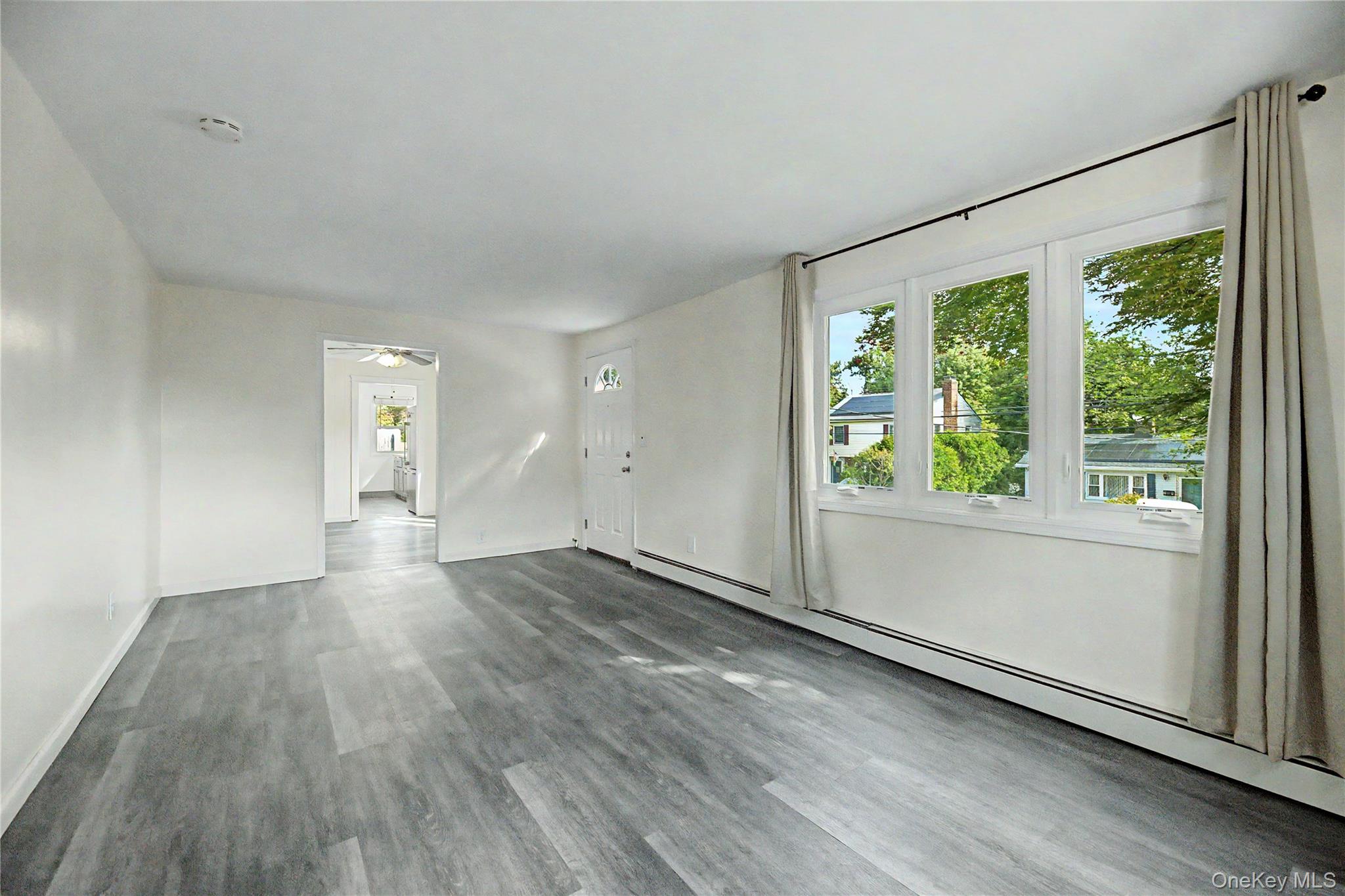 28 Roundhill Drive Property Photo 4