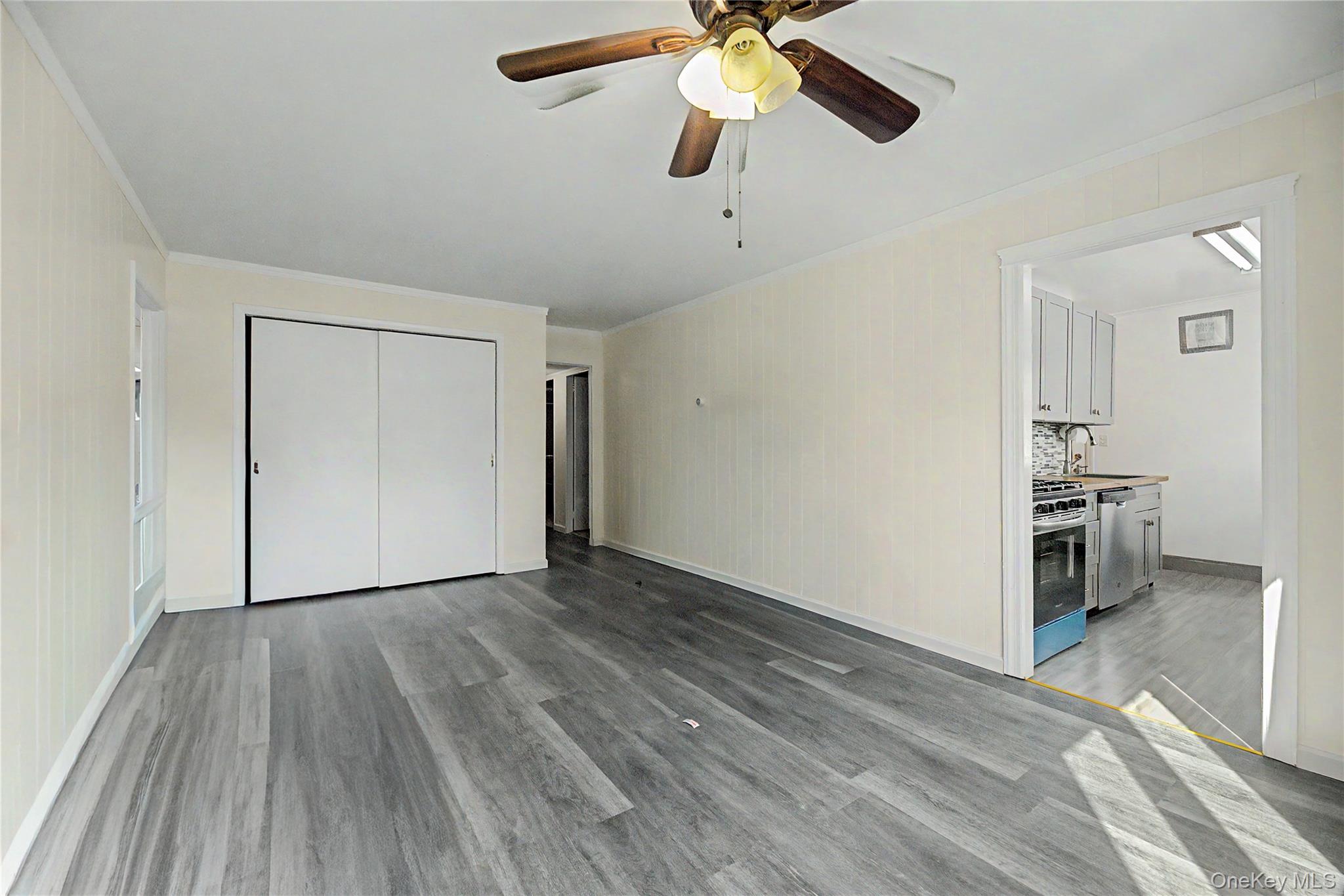 28 Roundhill Drive Property Photo 5