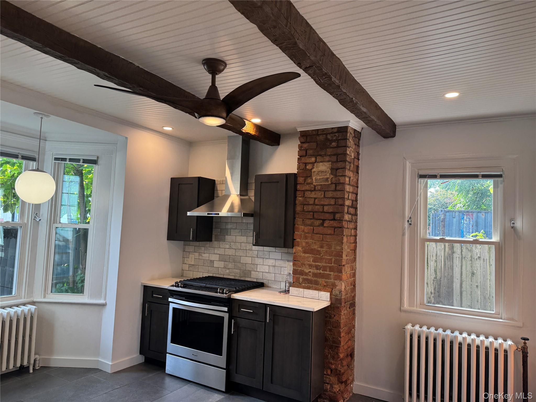 5 N Elm Street Property Photo 13
