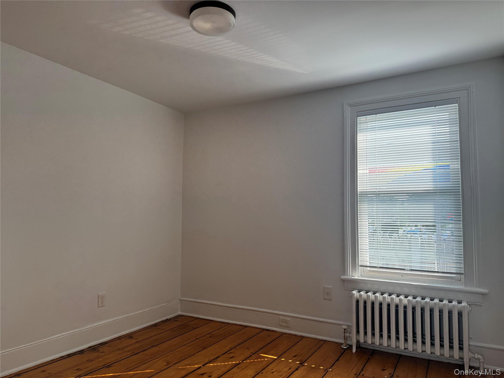 5 N Elm Street Property Photo 14