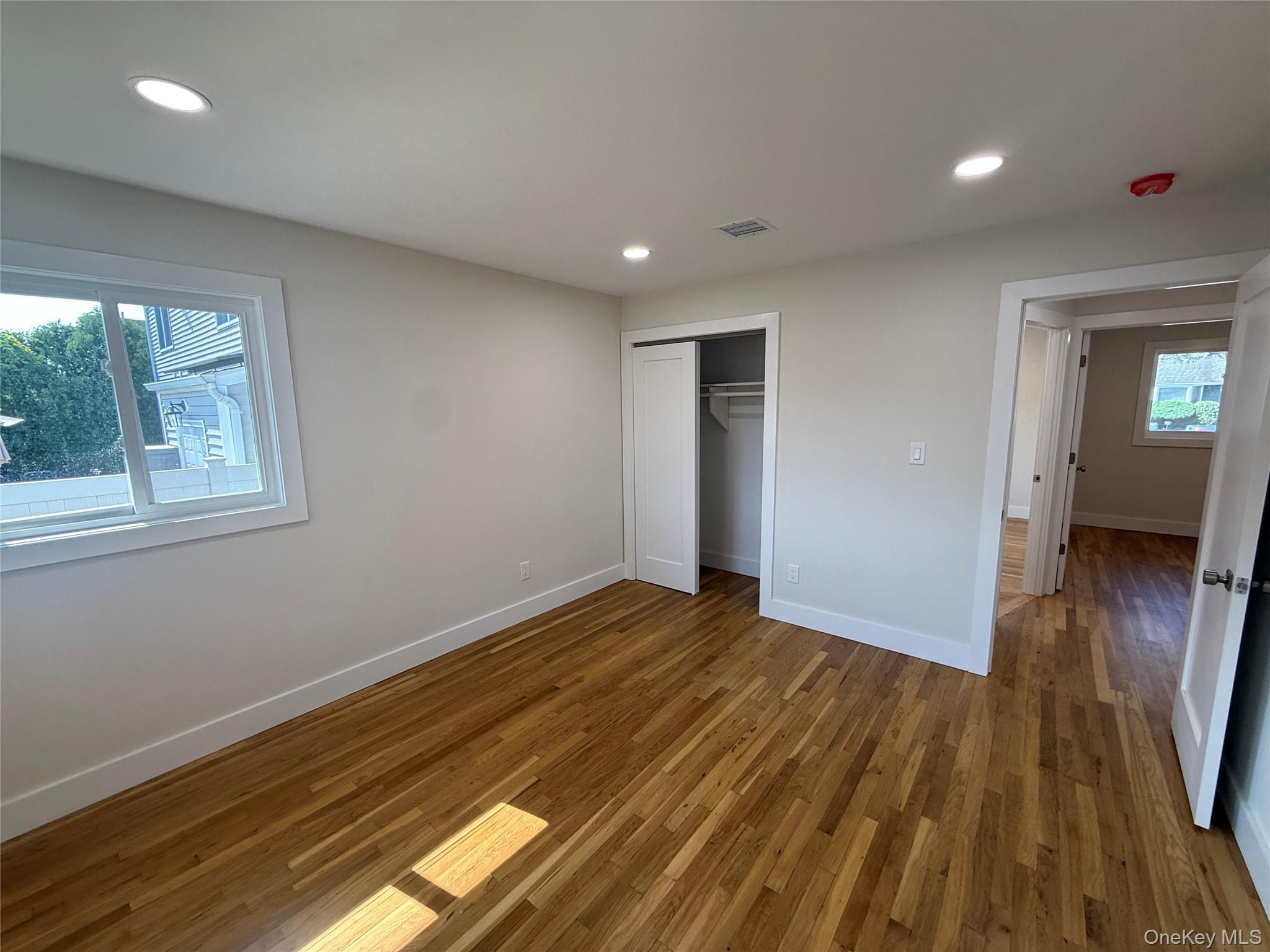 2 5th Avenue Property Photo 11