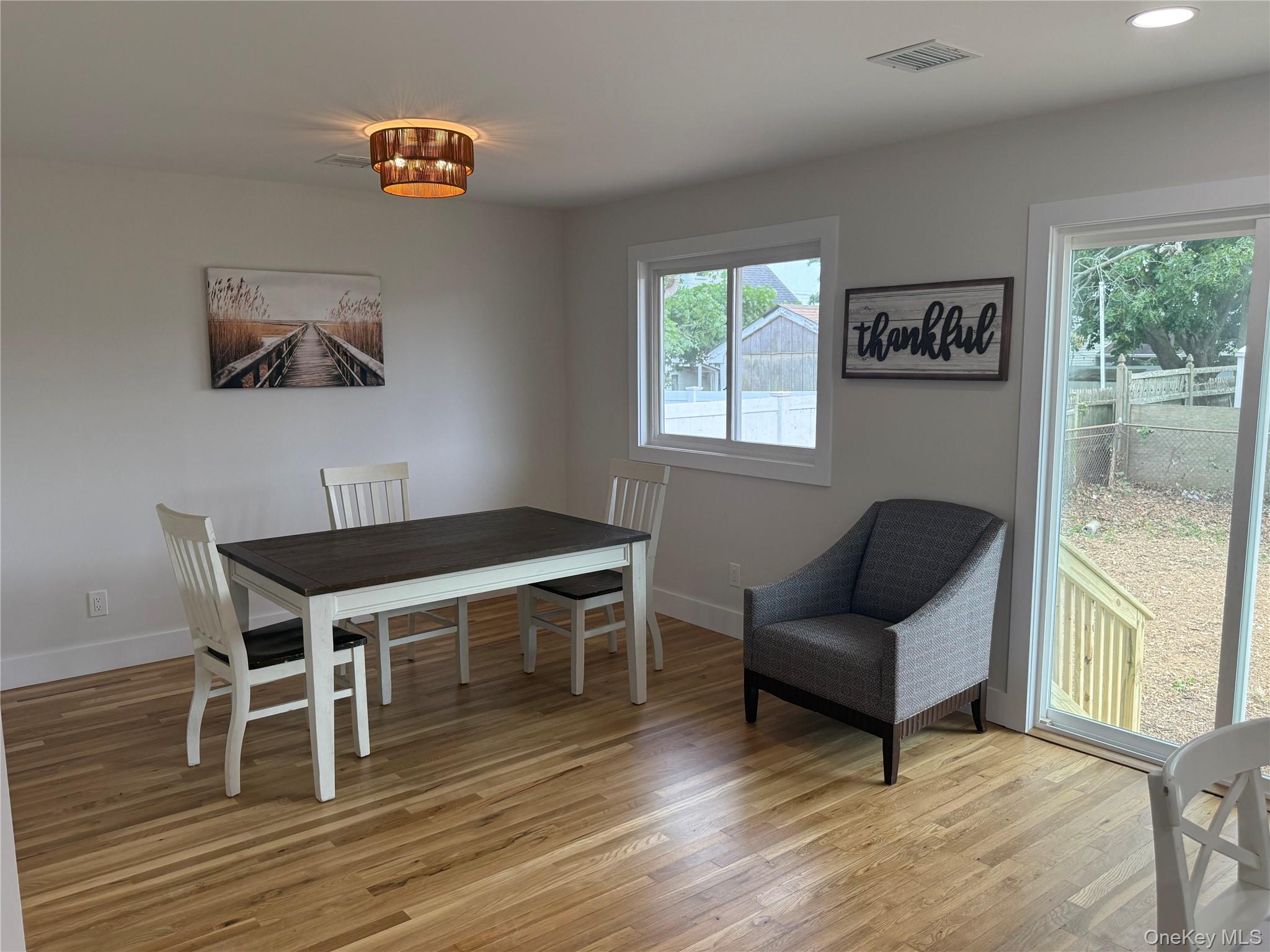 2 5th Avenue Property Photo 16