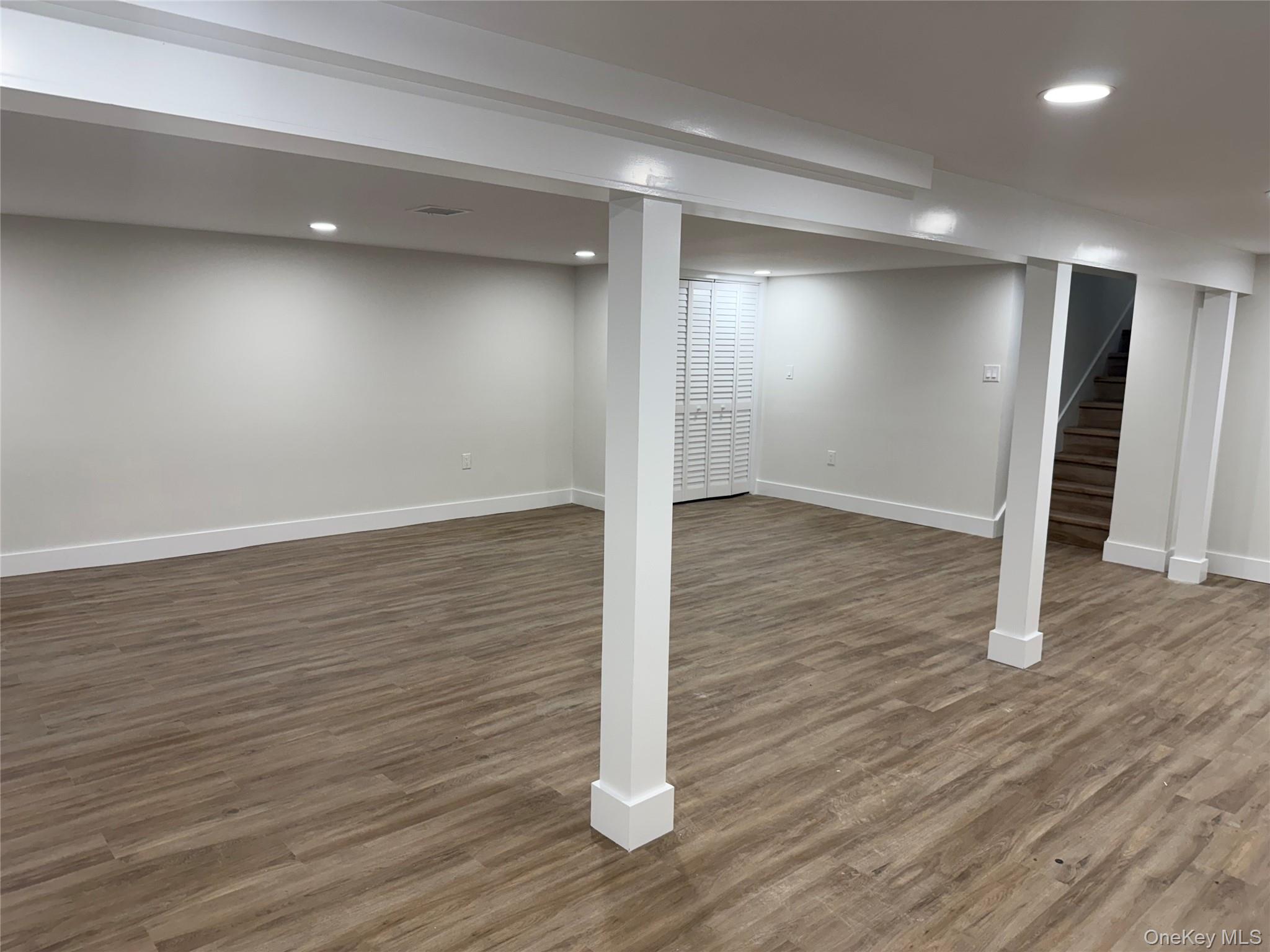 2 5th Avenue Property Photo 17