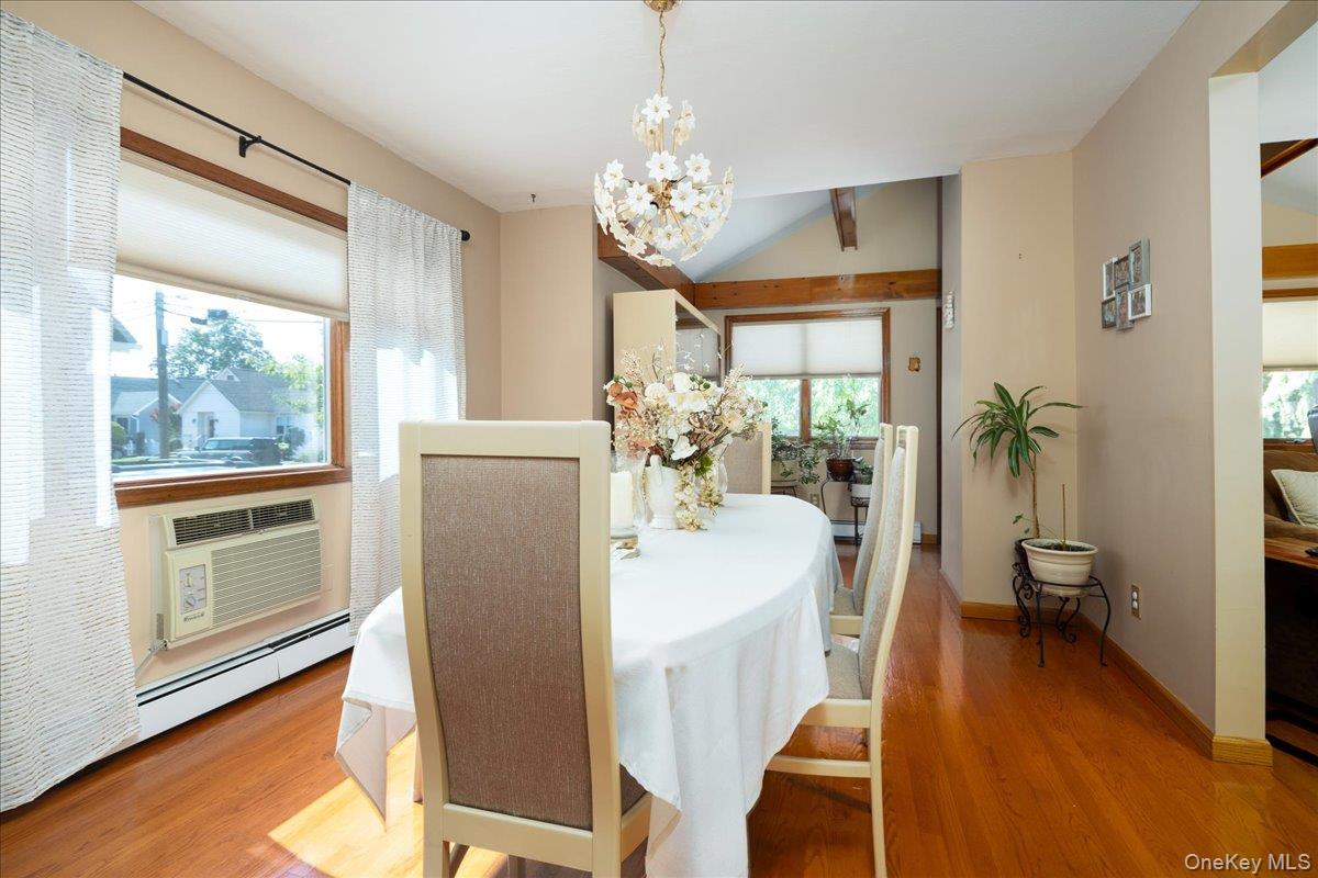 714 Wyckoff Avenue Property Photo 9