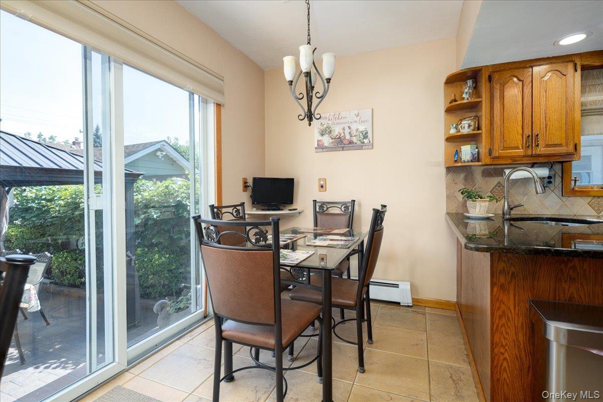 714 Wyckoff Avenue Property Photo 13