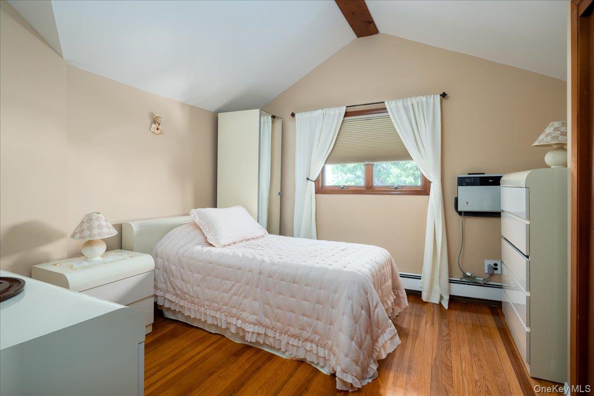 714 Wyckoff Avenue Property Photo 15