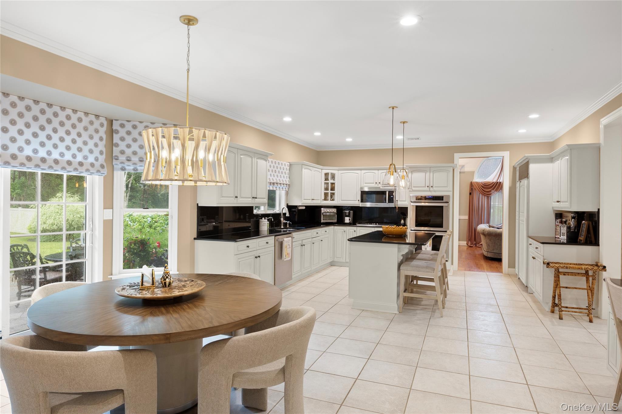 56 Sage Hollow Court Property Photo 3