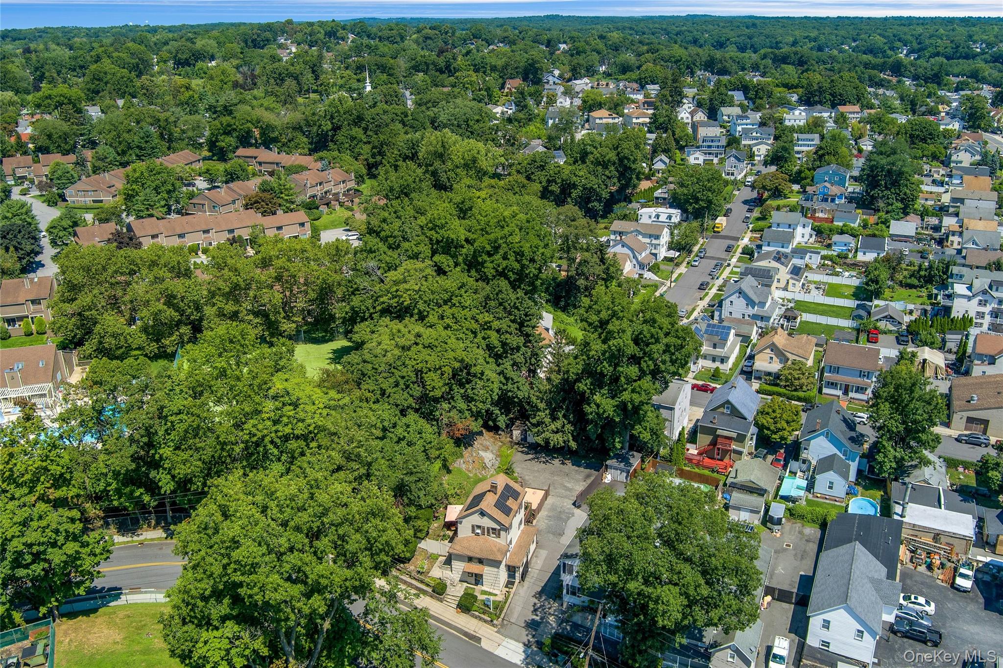 215 Chestnut Street Property Photo 40