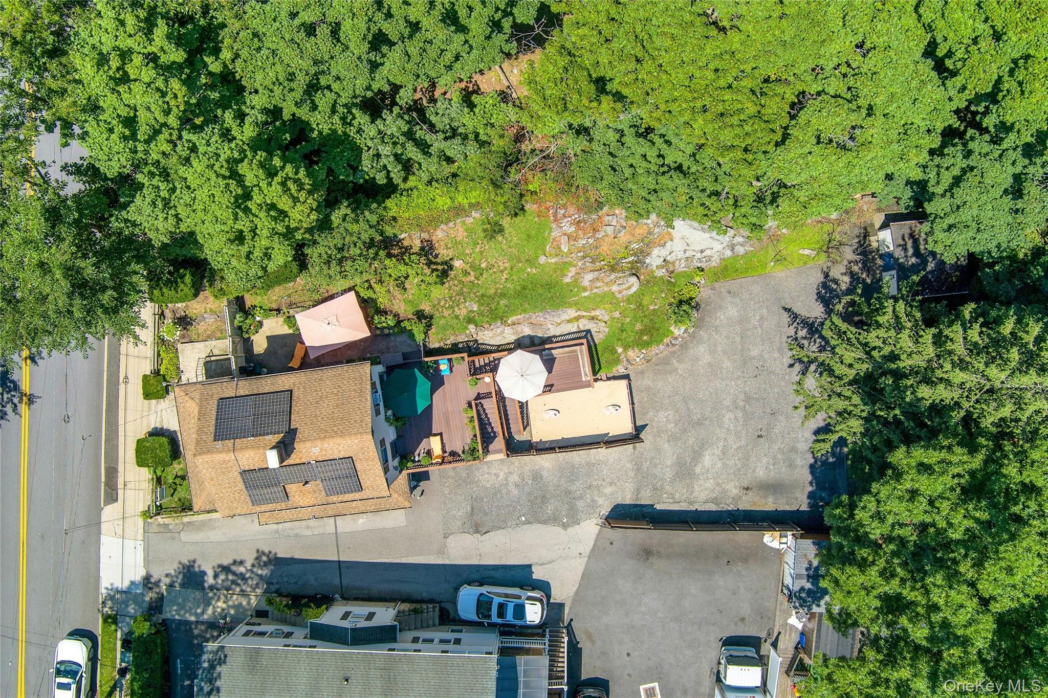215 Chestnut Street Property Photo 42