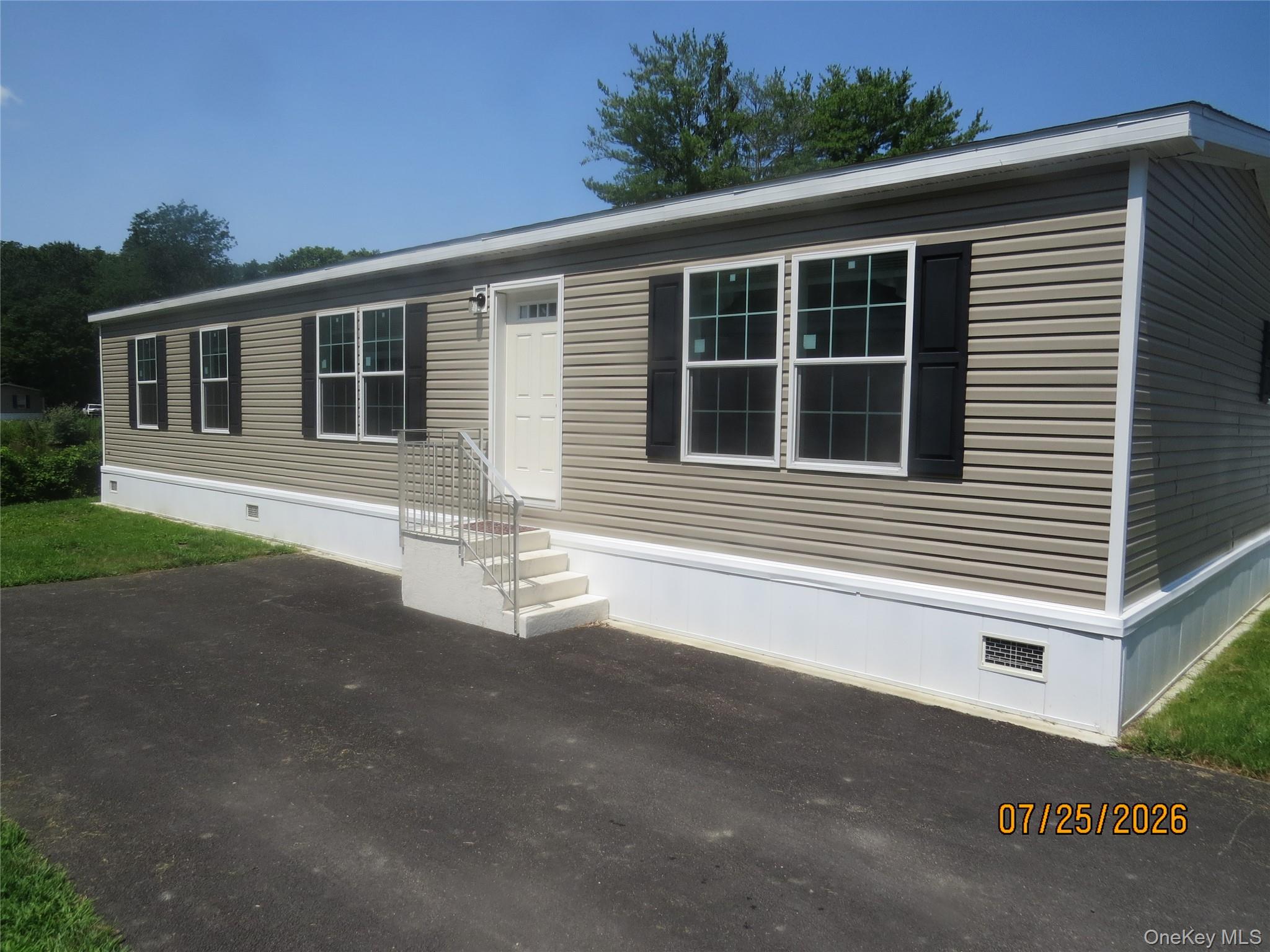 723 Beekman Road 70 Property Photo 1