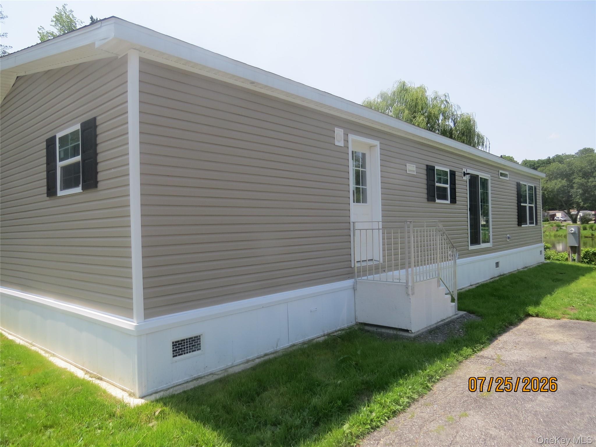 723 Beekman Road 70 Property Photo 3