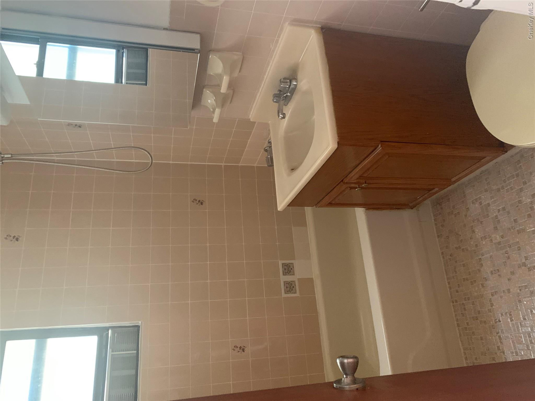 3975 56th Street 4a Property Photo 5
