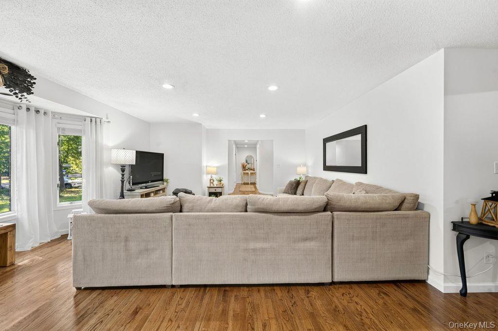24 Bauer Avenue Property Photo 11